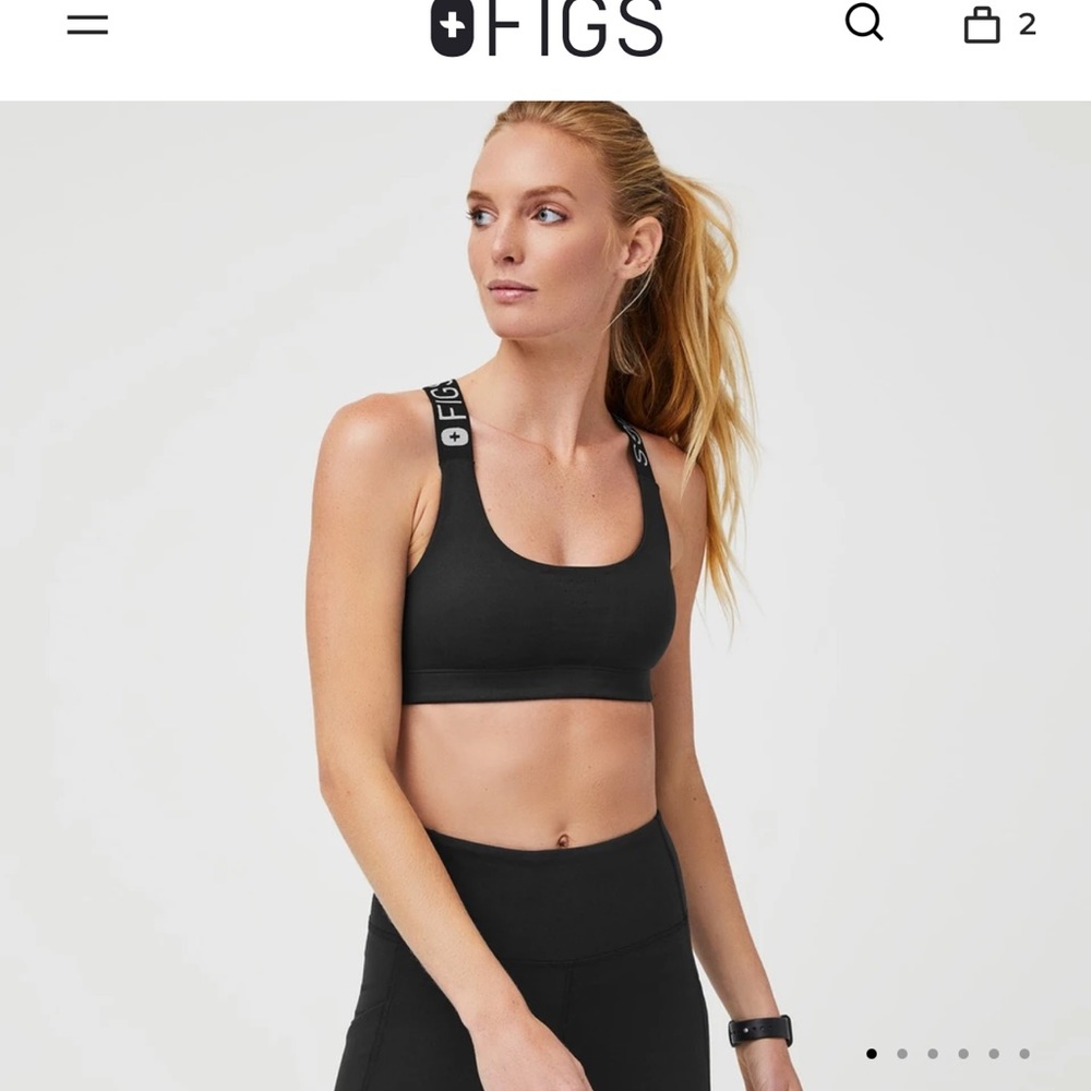 Figs 360 performance sports bra